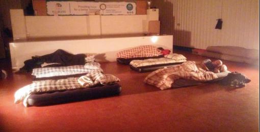 Mosques in Birmingham open their doors to help the homeless