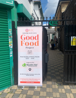 Muslim Aid supports UK food banks to combat cost-of-living in London borough